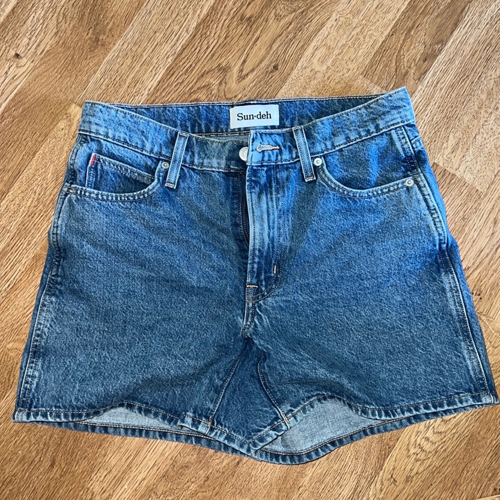 Aritzia Shorts